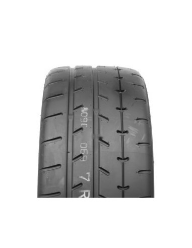 245/40 R17 95 W Yokohama Advan A052